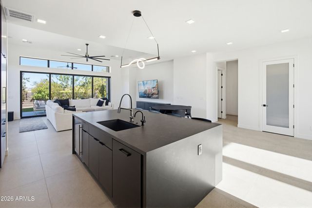 3350 E HIGHLINE CANAL Road, Phoenix, AZ 85042