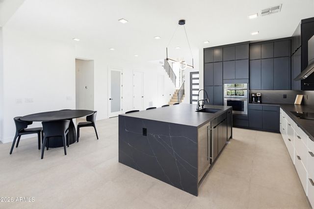 3350 E HIGHLINE CANAL Road, Phoenix, AZ 85042