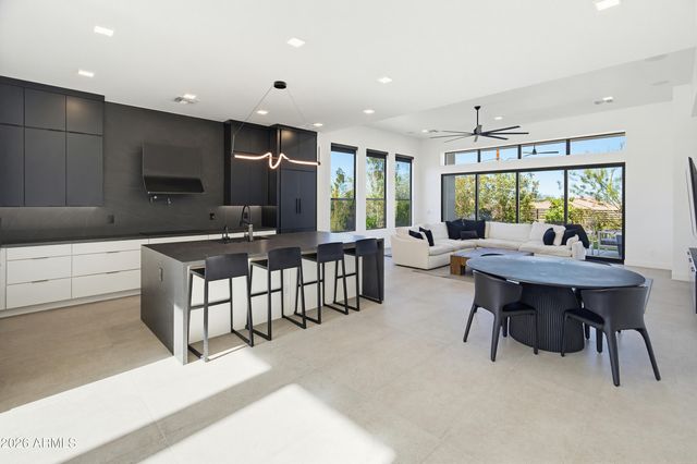 3350 E HIGHLINE CANAL Road, Phoenix, AZ 85042