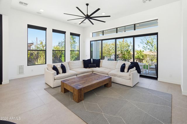 3350 E HIGHLINE CANAL Road, Phoenix, AZ 85042