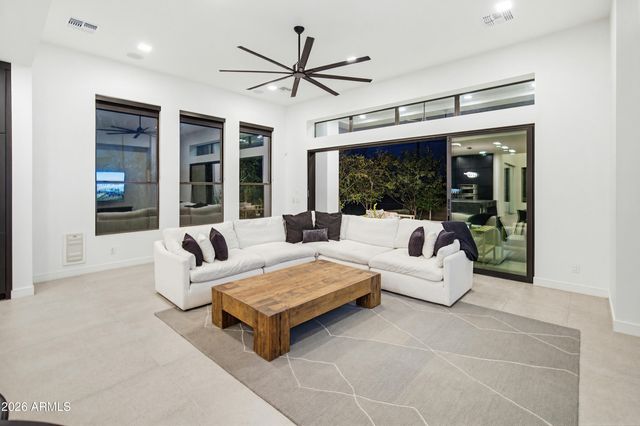 3350 E HIGHLINE CANAL Road, Phoenix, AZ 85042