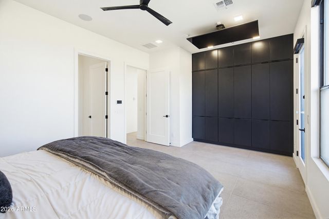 3350 E HIGHLINE CANAL Road, Phoenix, AZ 85042