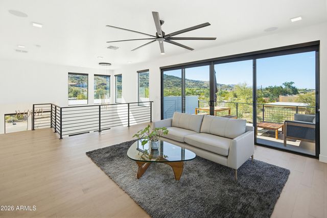 3350 E HIGHLINE CANAL Road, Phoenix, AZ 85042