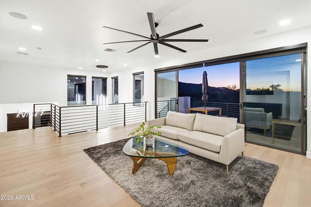 3350 E HIGHLINE CANAL Road, Phoenix, AZ 85042