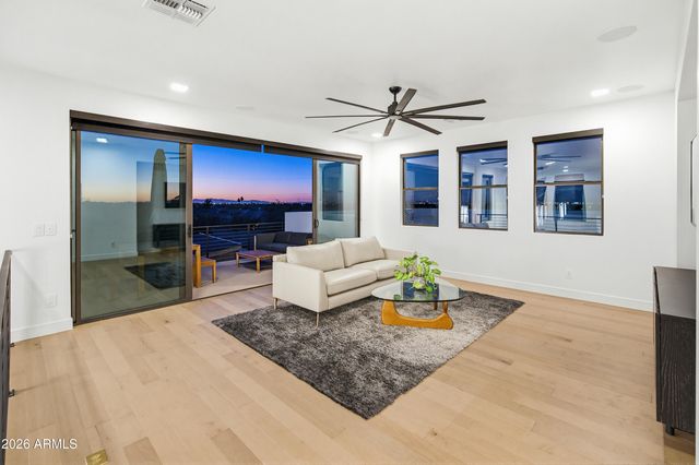 3350 E HIGHLINE CANAL Road, Phoenix, AZ 85042