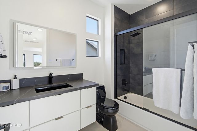 3350 E HIGHLINE CANAL Road, Phoenix, AZ 85042