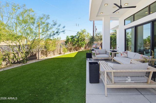 3350 E HIGHLINE CANAL Road, Phoenix, AZ 85042