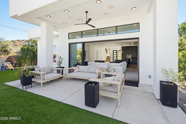 3350 E HIGHLINE CANAL Road, Phoenix, AZ 85042