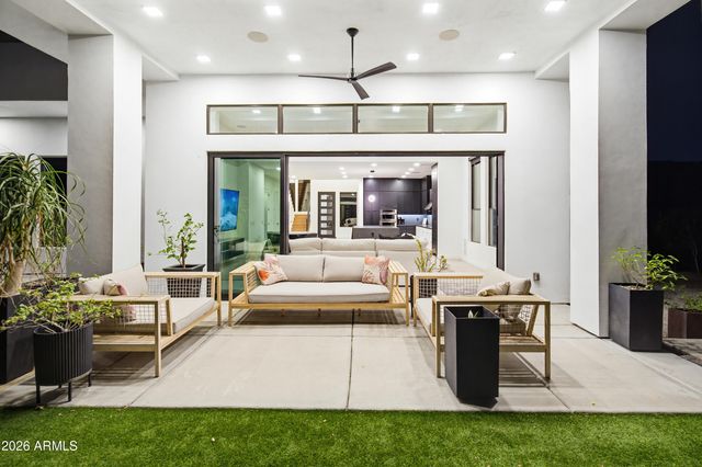 3350 E HIGHLINE CANAL Road, Phoenix, AZ 85042