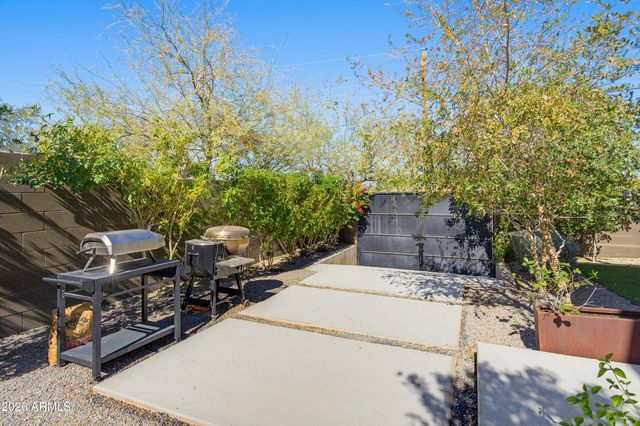 3350 E HIGHLINE CANAL Road, Phoenix, AZ 85042