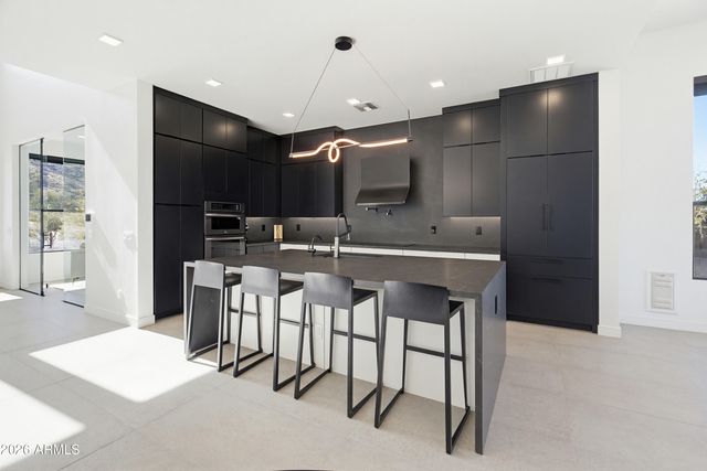 3350 E HIGHLINE CANAL Road, Phoenix, AZ 85042