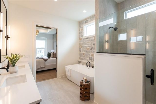18609 Mohawk Lane, Overland Park, KS 66085