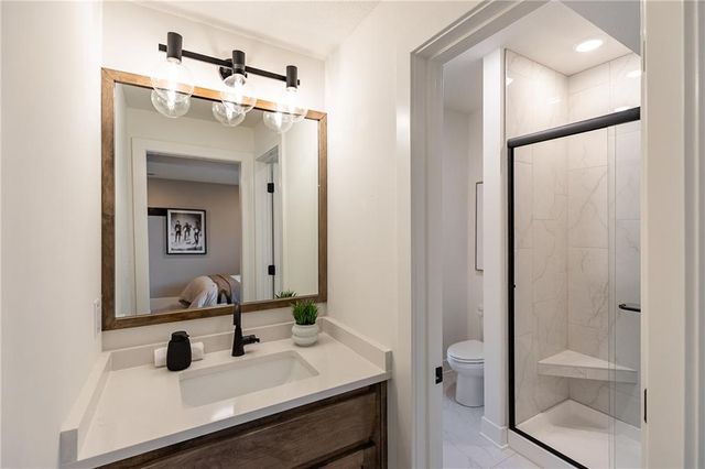 18609 Mohawk Lane, Overland Park, KS 66085