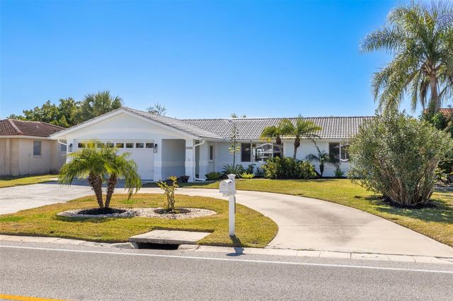 3608 FLORAMAR TERRACE, New Port Richey, FL 34652