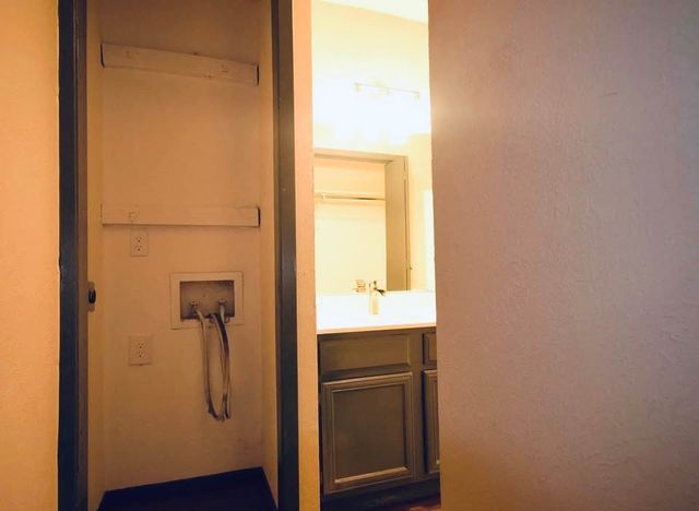 9696 Walnut Street 2012, Dallas, TX 75243