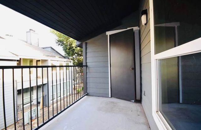 9696 Walnut Street 2012, Dallas, TX 75243