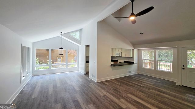 4610 Kings Crossing Drive NE, Kennesaw, GA 30144