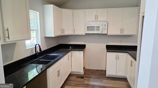 4610 Kings Crossing Drive NE, Kennesaw, GA 30144