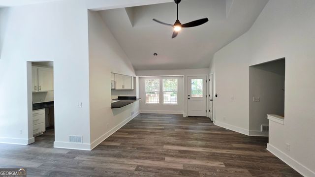 4610 Kings Crossing Drive NE, Kennesaw, GA 30144
