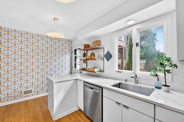 3111 E Hampshire STREET, Milwaukee, WI 53211