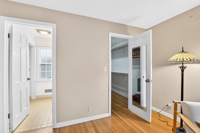 3111 E Hampshire STREET, Milwaukee, WI 53211