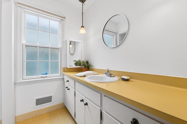 3111 E Hampshire STREET, Milwaukee, WI 53211