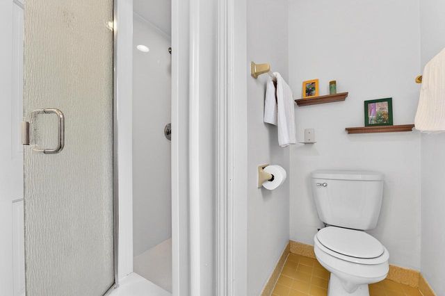 3111 E Hampshire STREET, Milwaukee, WI 53211