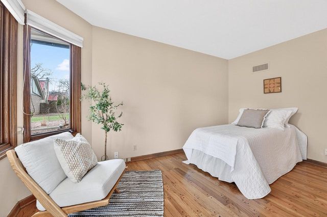 3111 E Hampshire STREET, Milwaukee, WI 53211