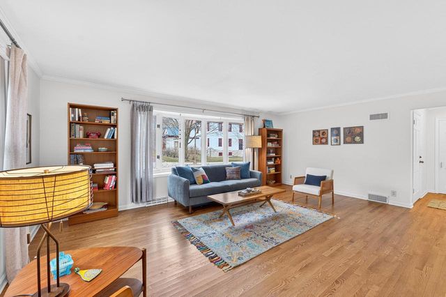 3111 E Hampshire STREET, Milwaukee, WI 53211