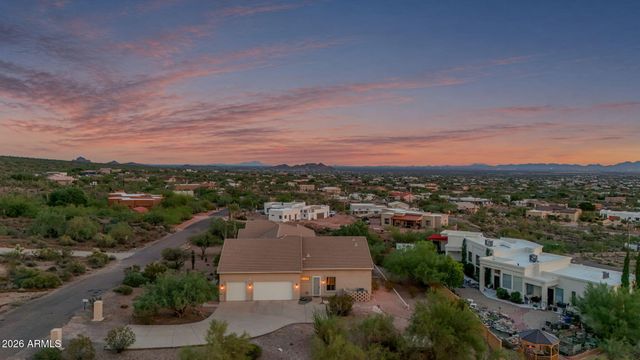 2564 N CHARLEBOIS Road, Apache Junction, AZ 85119