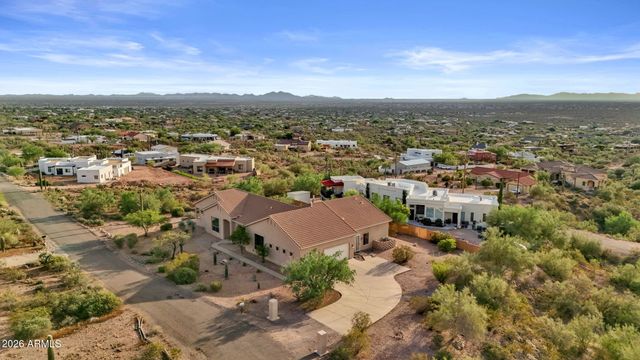 2564 N CHARLEBOIS Road, Apache Junction, AZ 85119