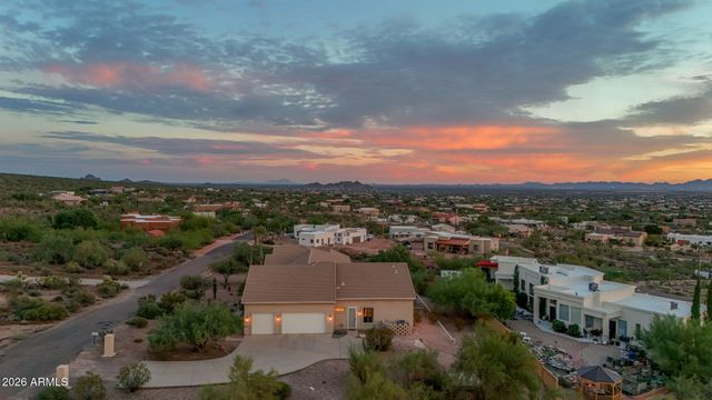2564 N CHARLEBOIS Road, Apache Junction, AZ 85119