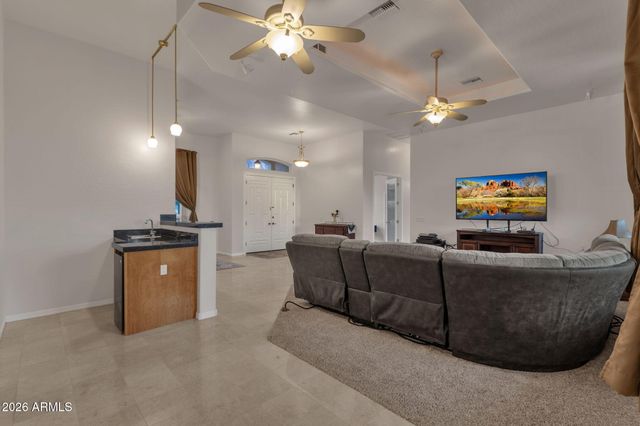 2564 N CHARLEBOIS Road, Apache Junction, AZ 85119