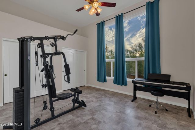 2564 N CHARLEBOIS Road, Apache Junction, AZ 85119