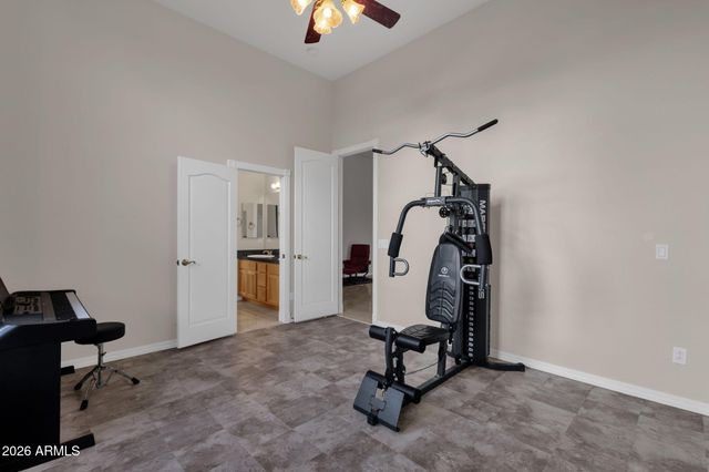 2564 N CHARLEBOIS Road, Apache Junction, AZ 85119
