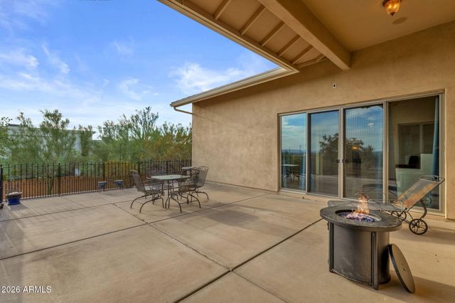 2564 N CHARLEBOIS Road, Apache Junction, AZ 85119