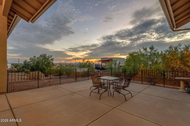 2564 N CHARLEBOIS Road, Apache Junction, AZ 85119