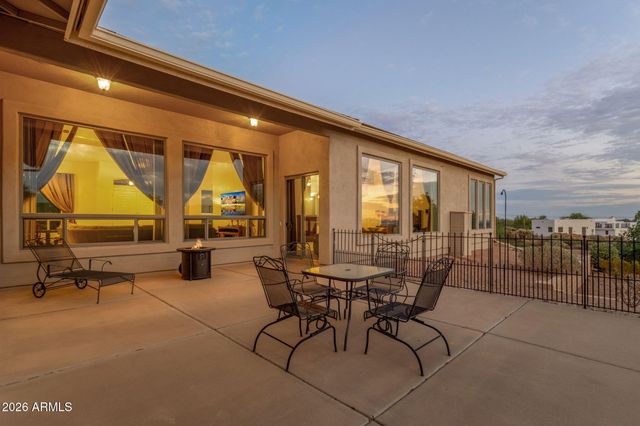 2564 N CHARLEBOIS Road, Apache Junction, AZ 85119