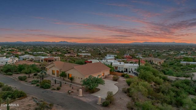 2564 N CHARLEBOIS Road, Apache Junction, AZ 85119
