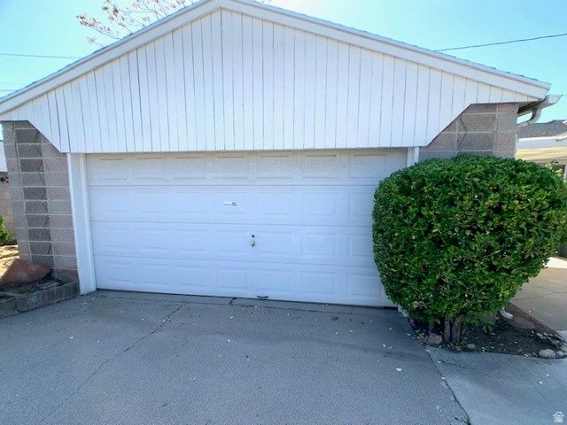 672 E REDONDO AVE, Salt Lake City, UT 84105