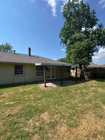 2608 Cypress Circle, Bryan, TX 77803
