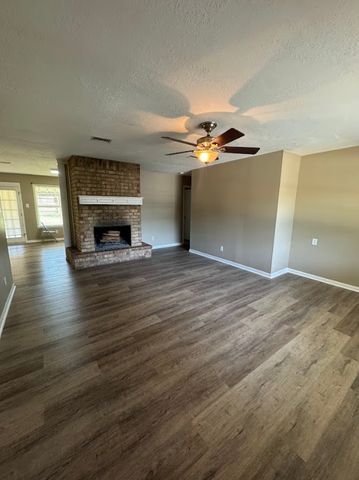 2608 Cypress Circle, Bryan, TX 77803