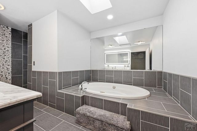 855 5th St, Penrose, CO 81240