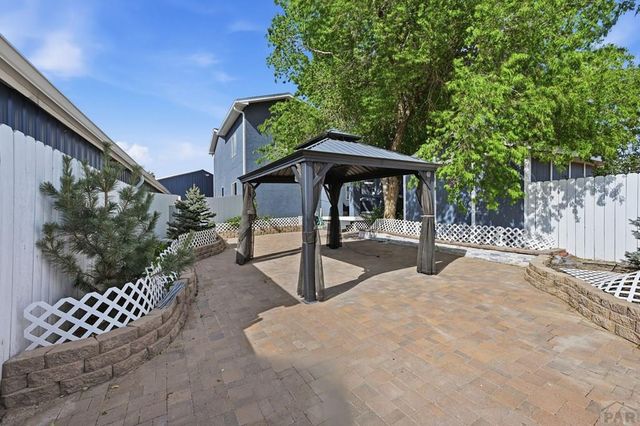 855 5th St, Penrose, CO 81240