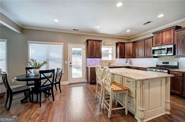 108 Sable Ridge Drive, Acworth, GA 30102