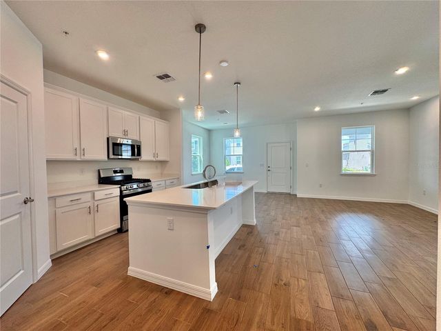 433 BELMOND DRIVE, Debary, FL 32713