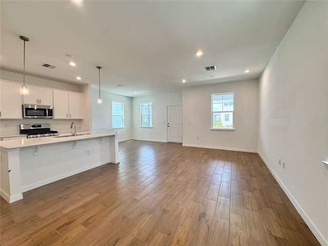 433 BELMOND DRIVE, Debary, FL 32713