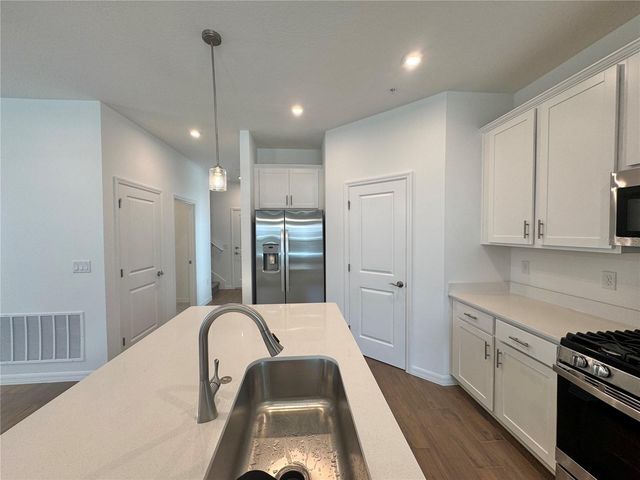 433 BELMOND DRIVE, Debary, FL 32713