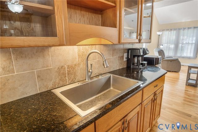 7237 Canal St, Lanexa, VA 23089