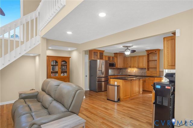7237 Canal St, Lanexa, VA 23089
